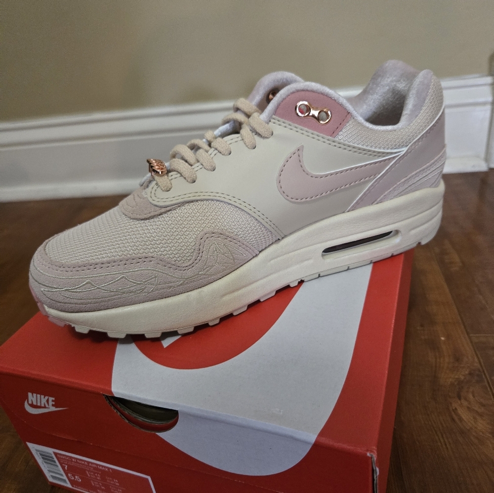 NIKE AIR MAX 1 Serena Williams NIB size 7